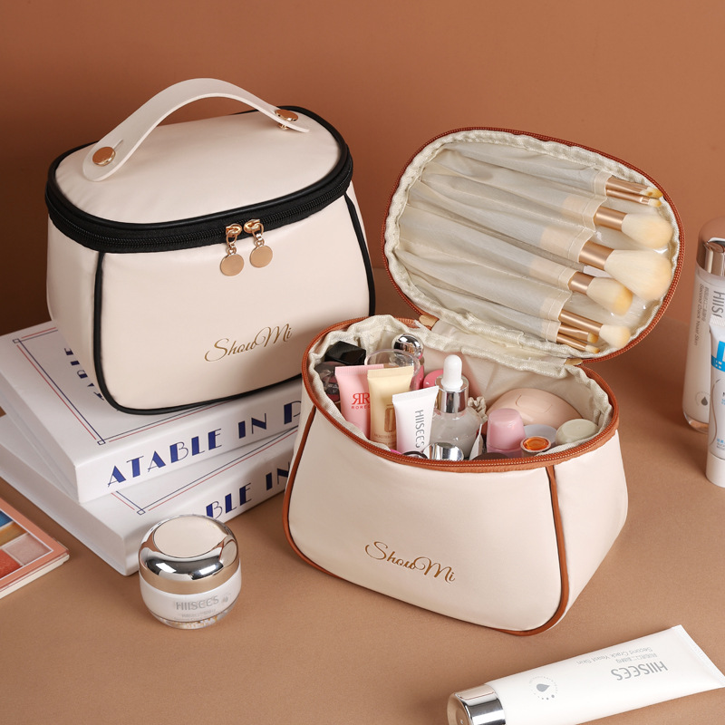 Büyük Kapasiteli Seyahat Makya - Skincare D'Alba incelemesi ve fiyatı